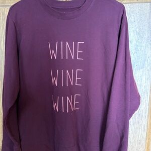 City Street Long-Sleeve Graphic Crewneck Sweater in Burgundy size Large